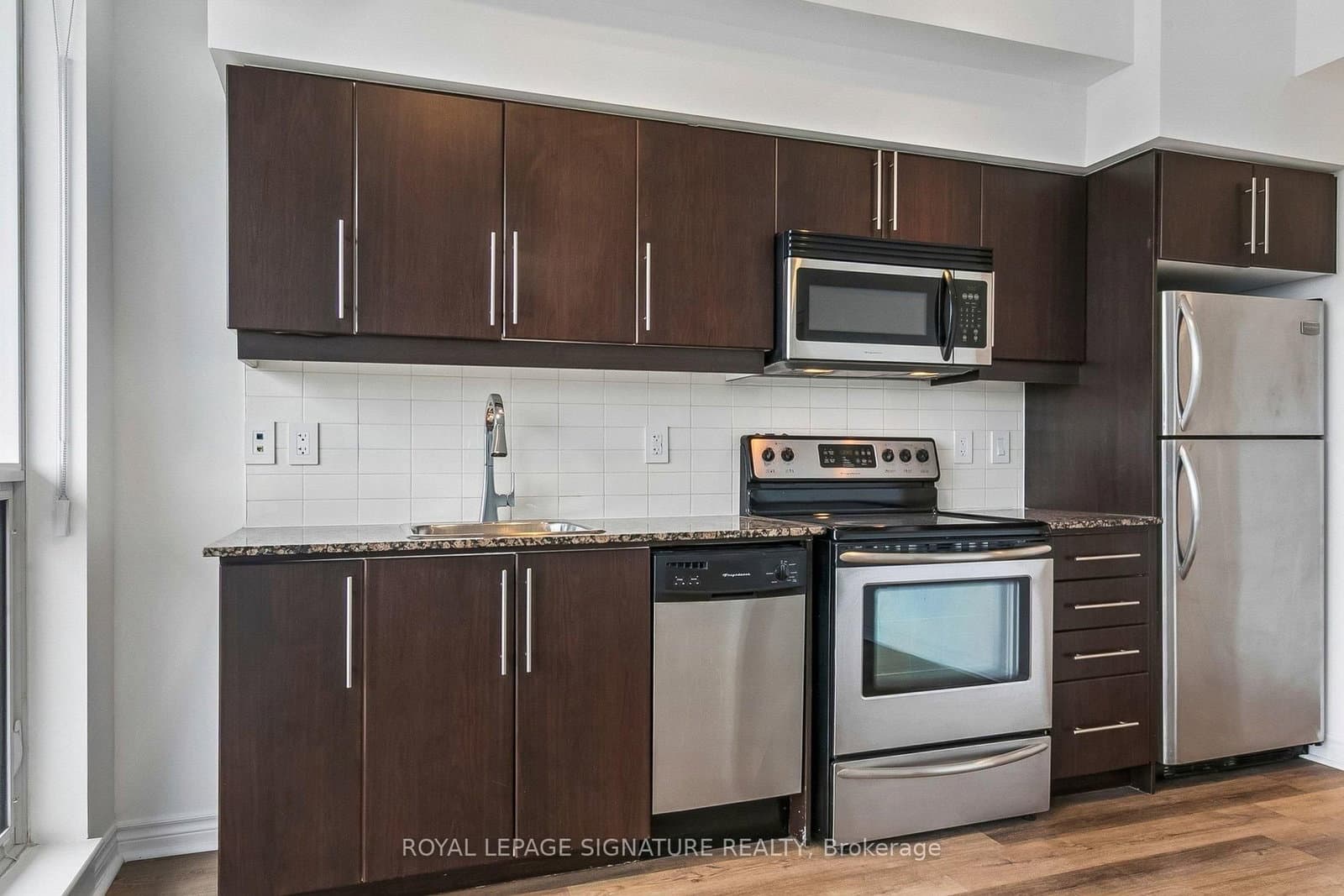 2885 Bayview Avenue, Unit 923 thumbnail 11
