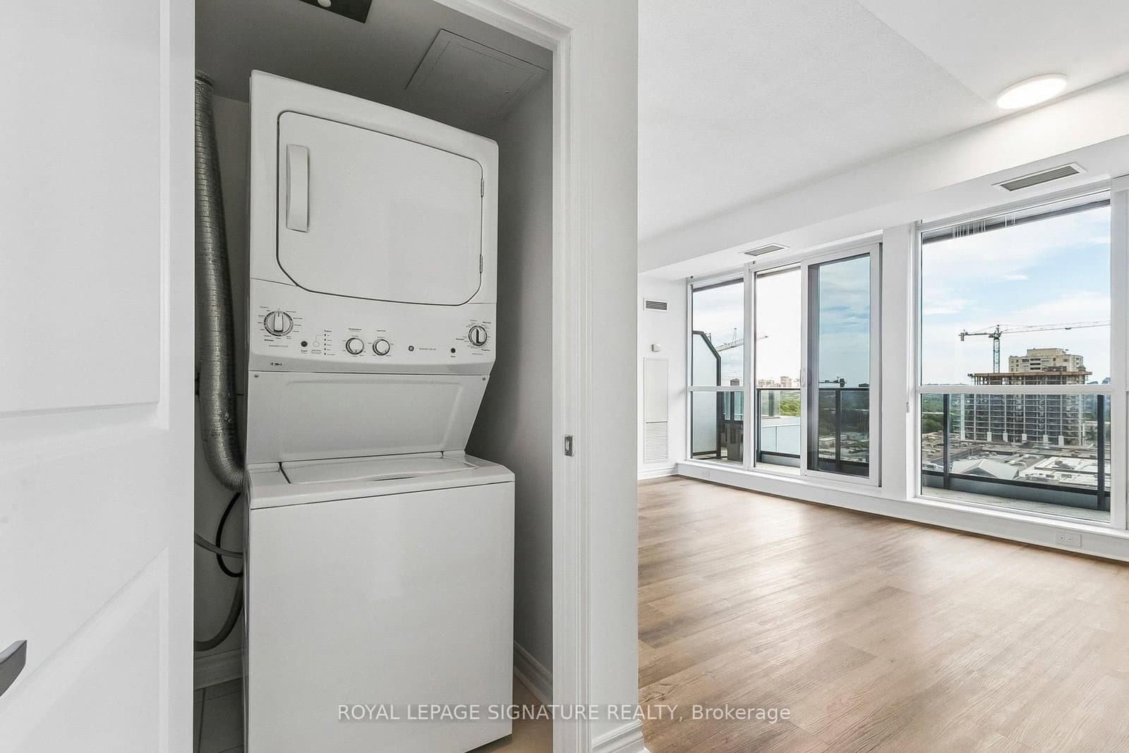 2885 Bayview Avenue, Unit 923 thumbnail 15