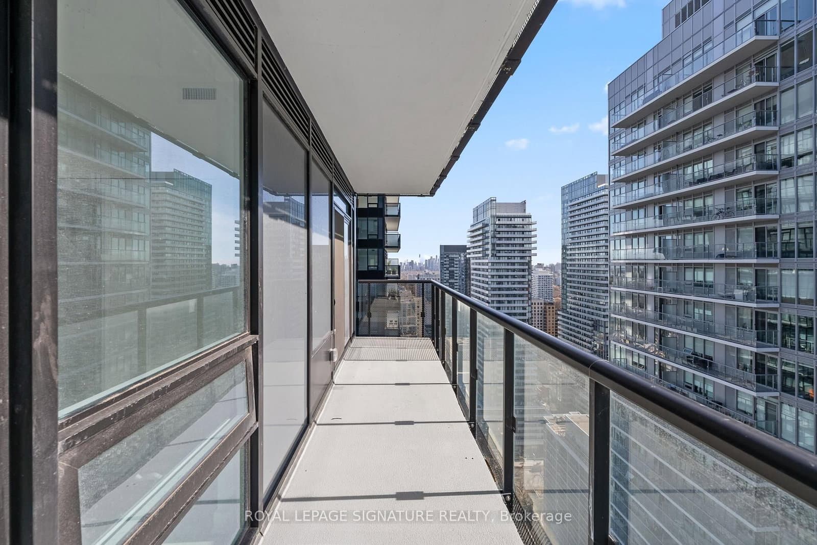 117 Broadway Avenue, Unit 2502 thumbnail 19