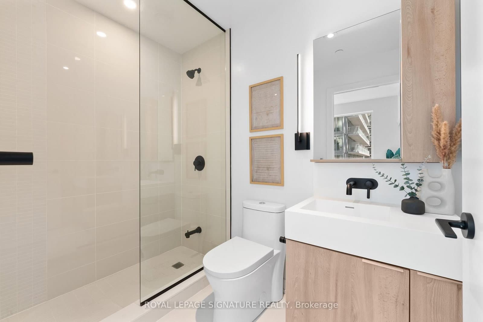 117 Broadway Avenue, Unit 3102 thumbnail 13