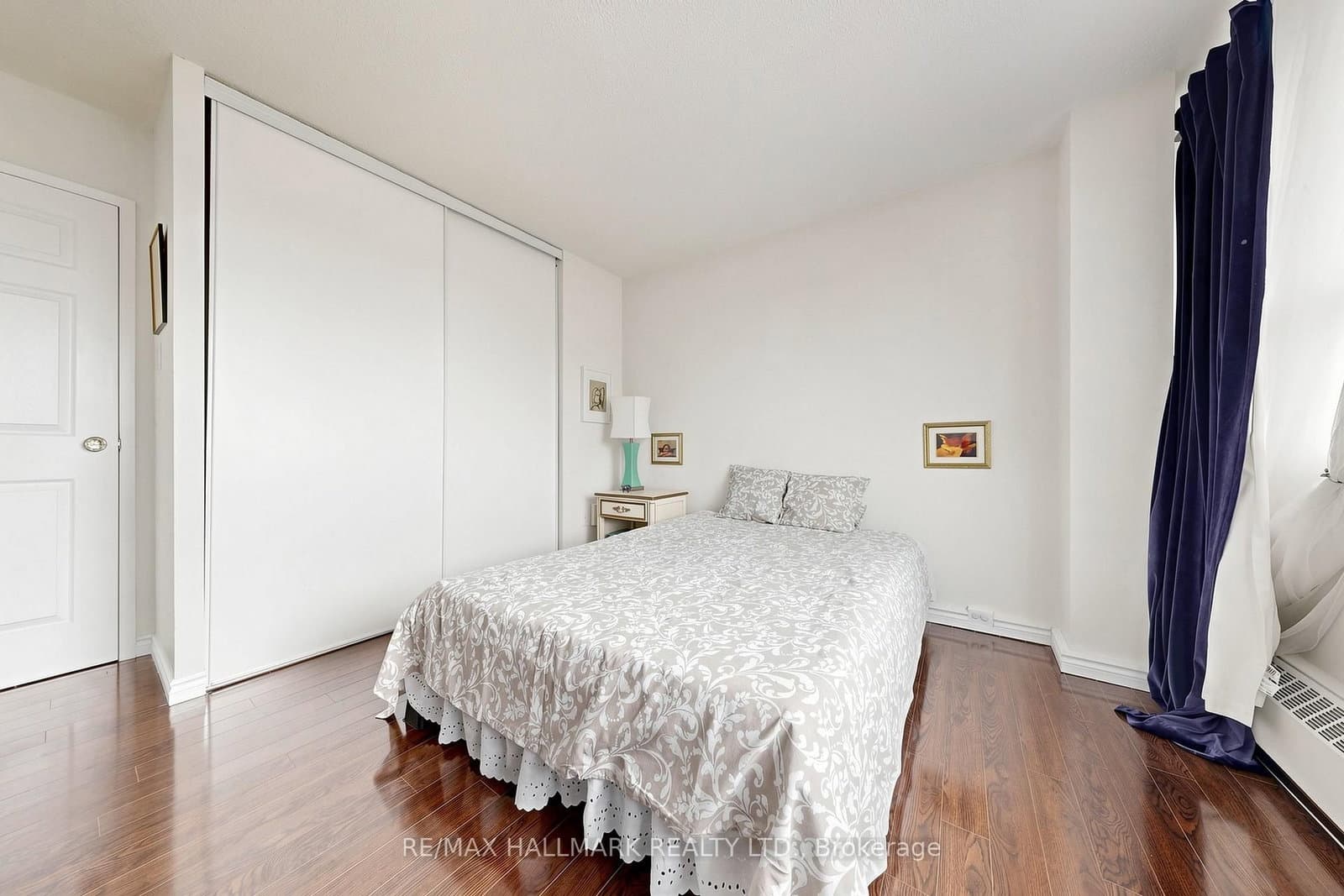 100 Leeward Glenway, Unit 701 thumbnail 18