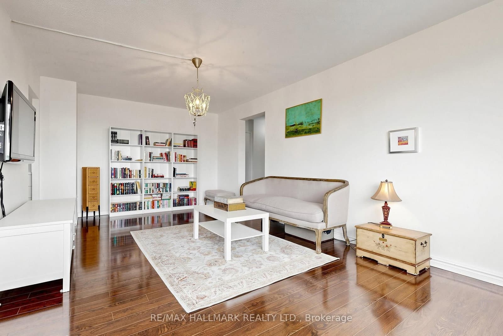 100 Leeward Glenway, Unit 701 thumbnail 7