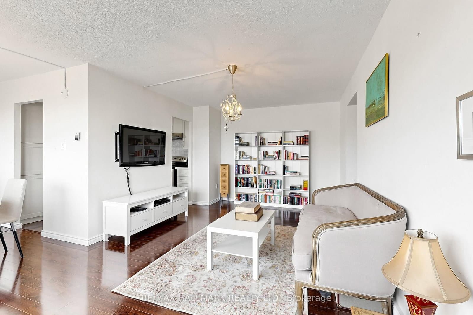 100 Leeward Glenway, Unit 701 thumbnail 8
