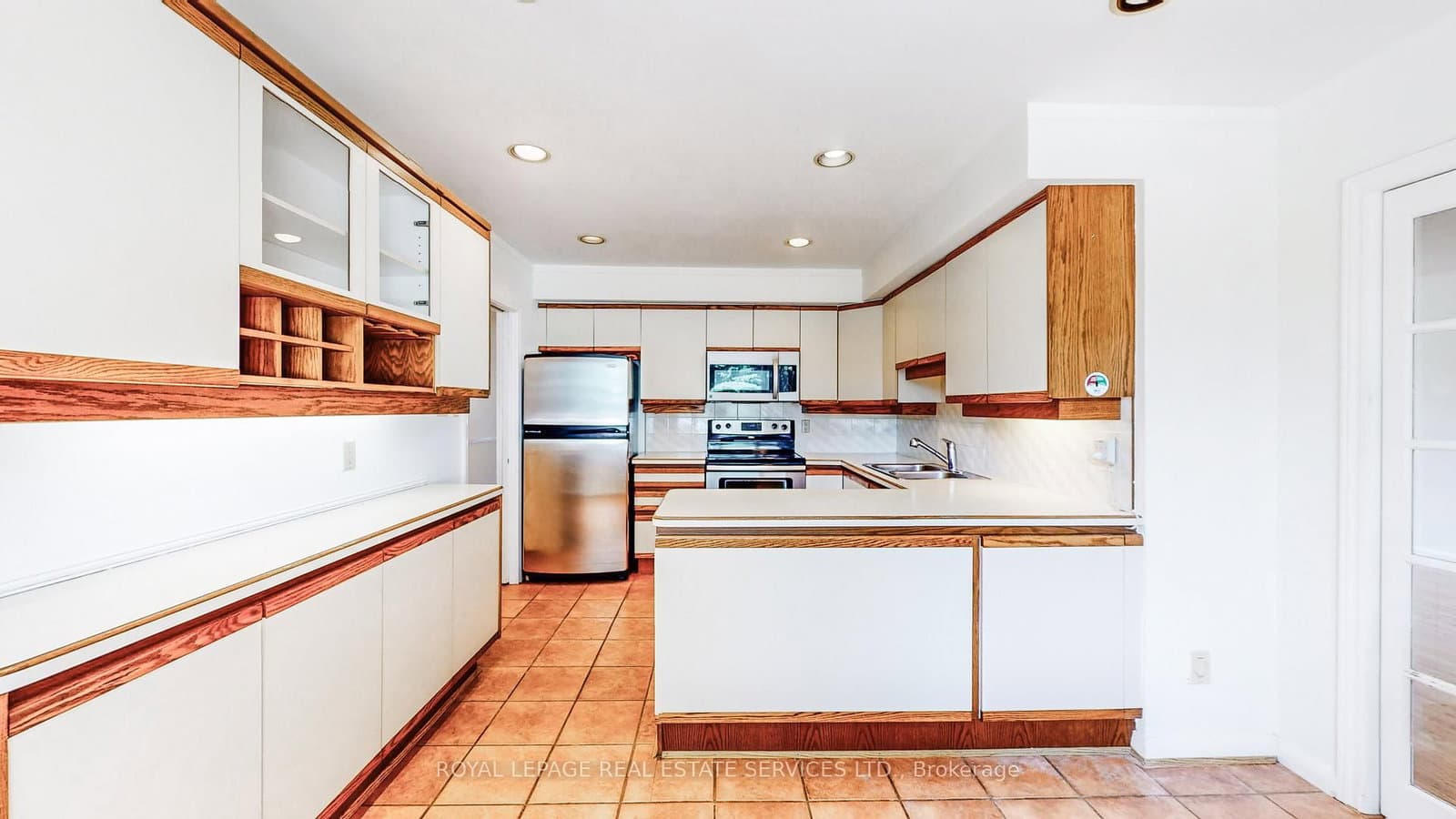 24 Burleigh Heights Drive thumbnail 15