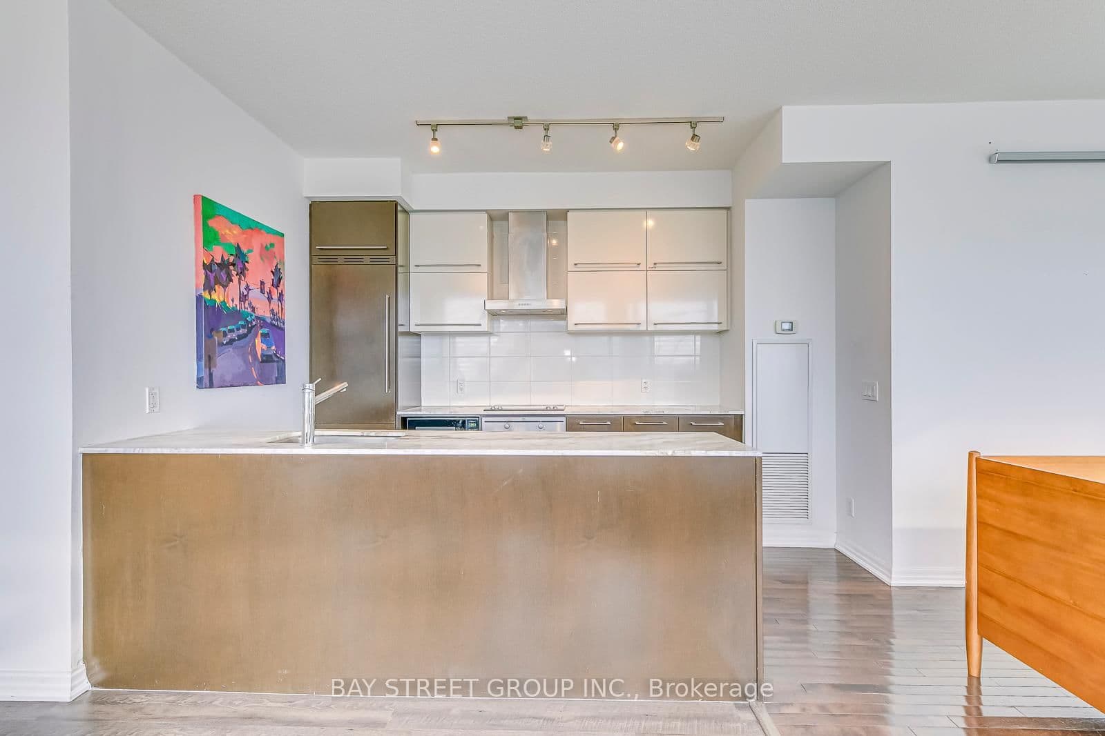 770 Bay Street, Unit Ph608 thumbnail 16
