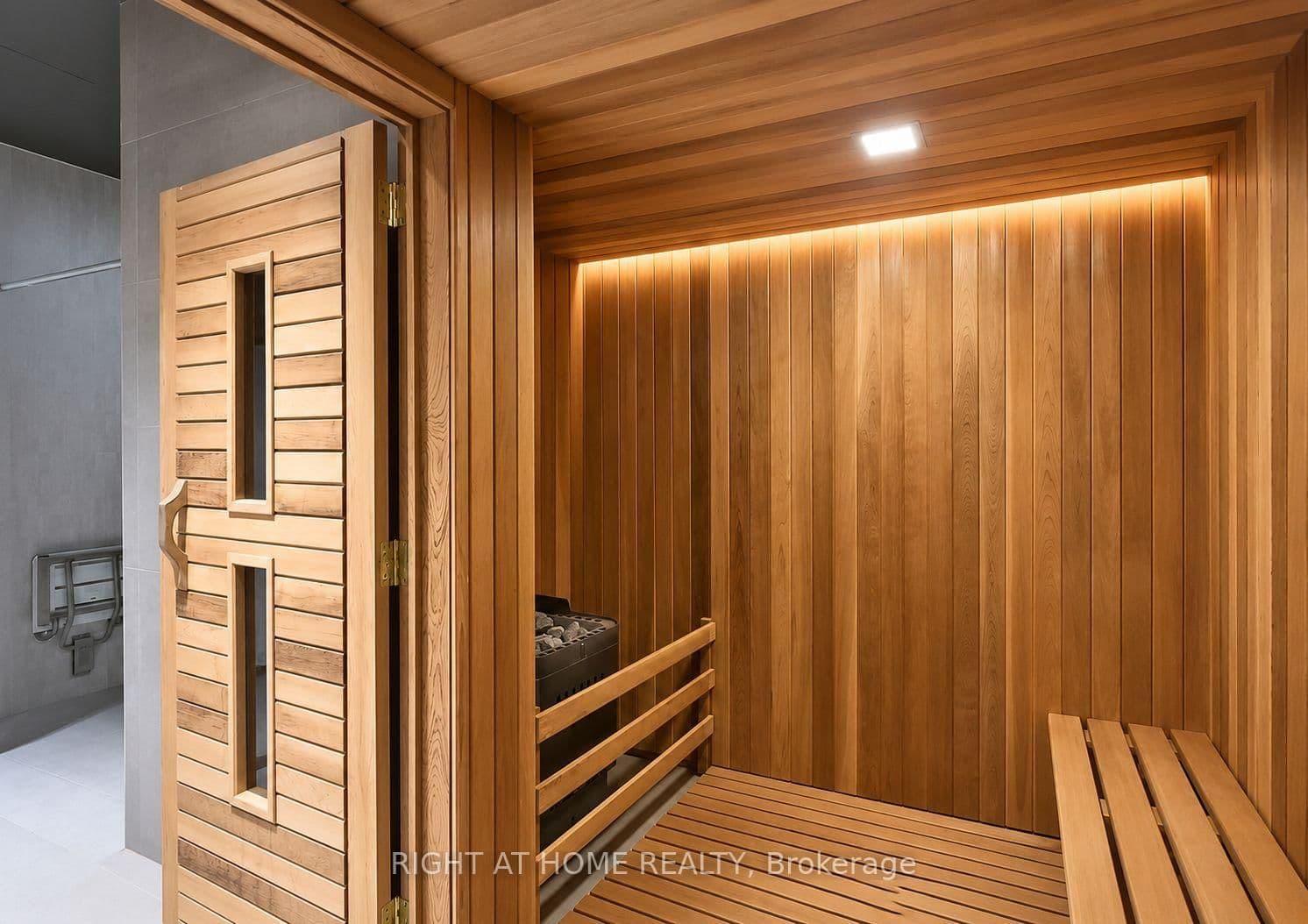 318 Richmond Street W, Unit 1408 thumbnail 18