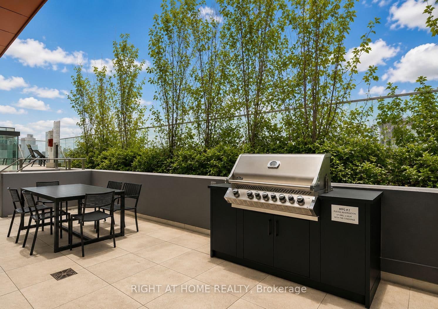 318 Richmond Street W, Unit 1408 thumbnail 24