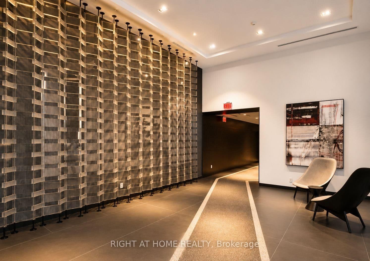 318 Richmond Street W, Unit 1408 thumbnail 4