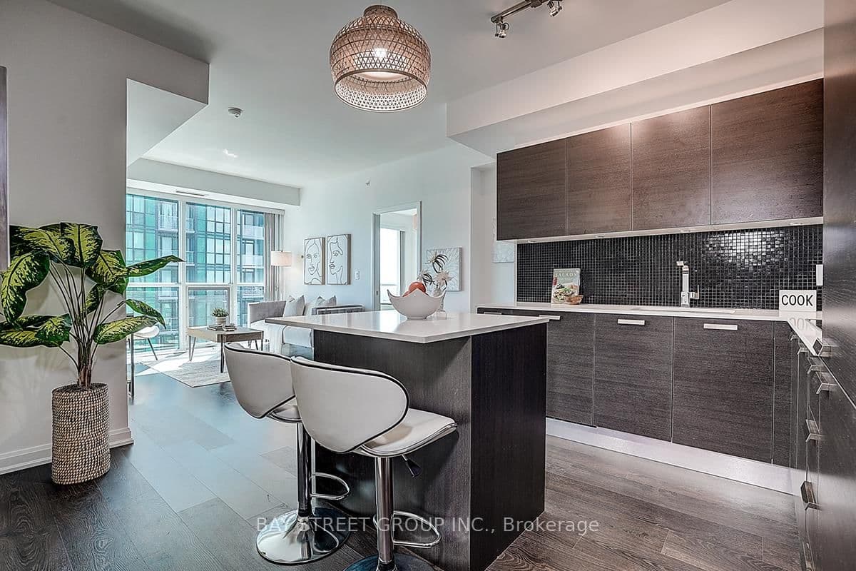11 Bogert Avenue, Unit 3209 thumbnail 10
