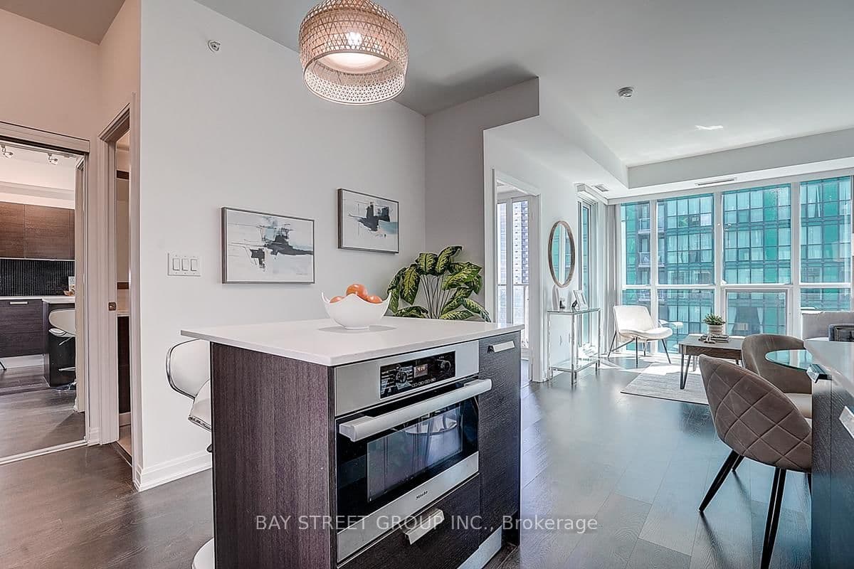 11 Bogert Avenue, Unit 3209 thumbnail 16
