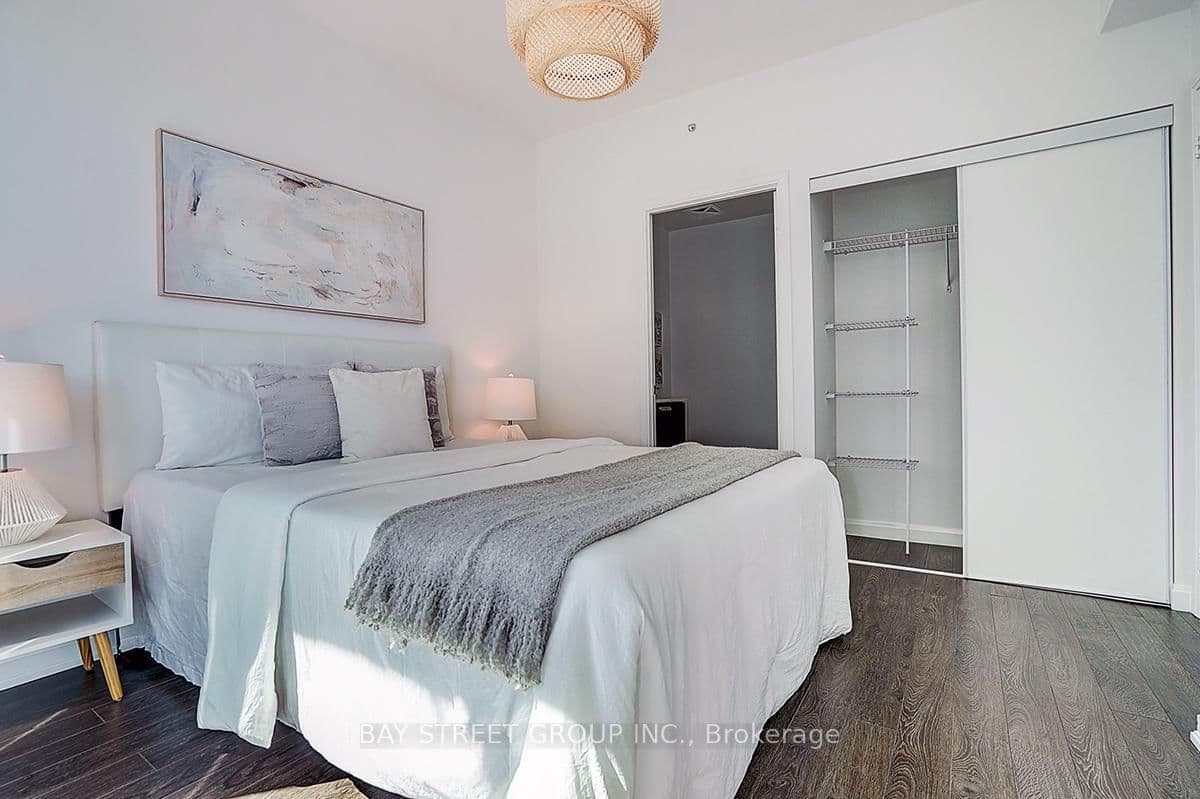 11 Bogert Avenue, Unit 3209 thumbnail 27