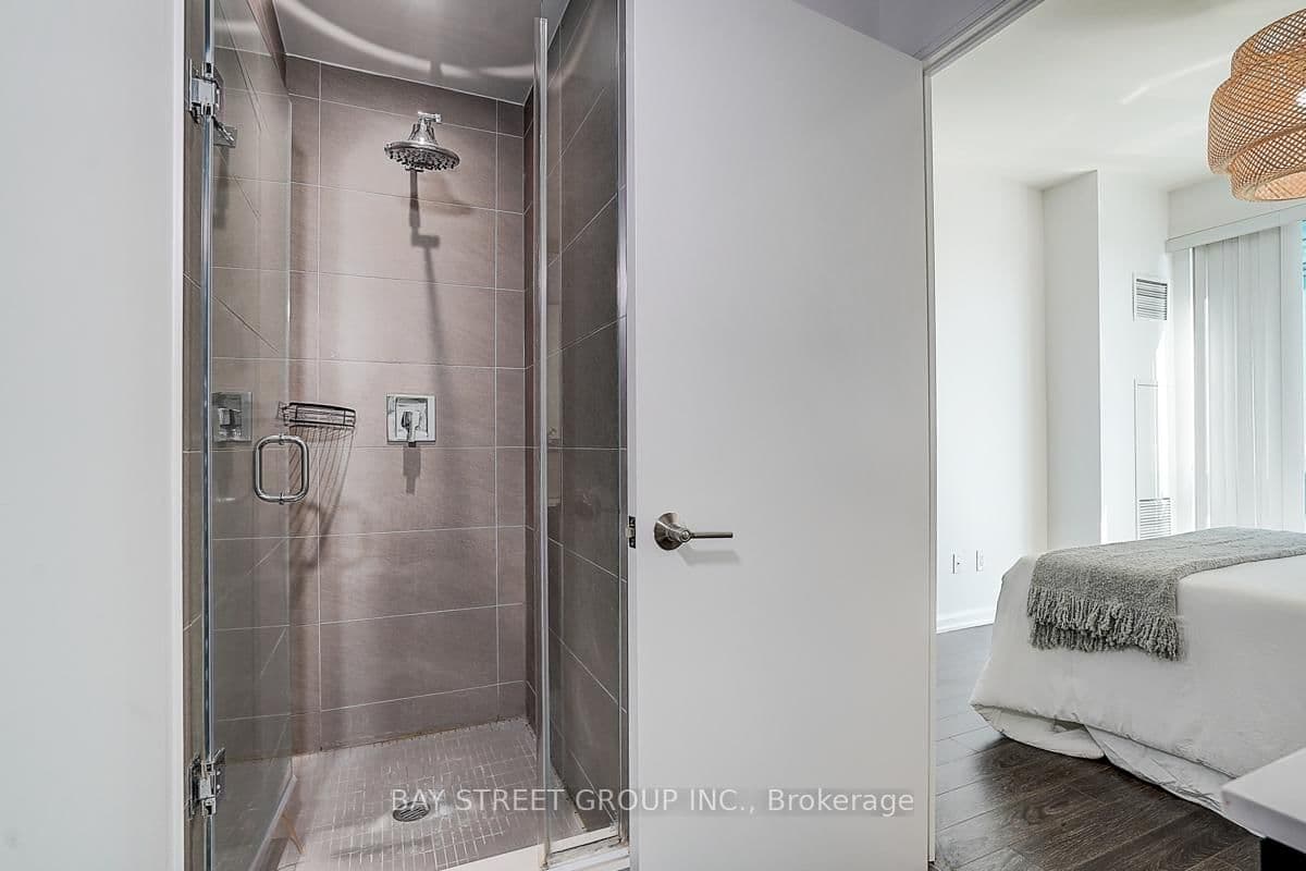11 Bogert Avenue, Unit 3209 thumbnail 31