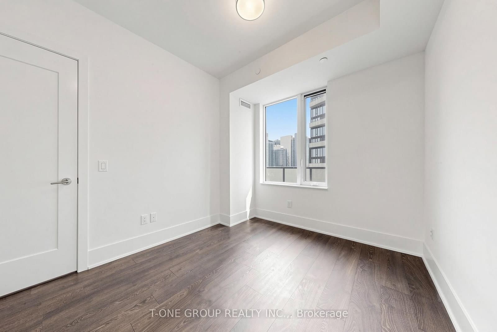 470 Front Street W, Unit 1708 thumbnail 21