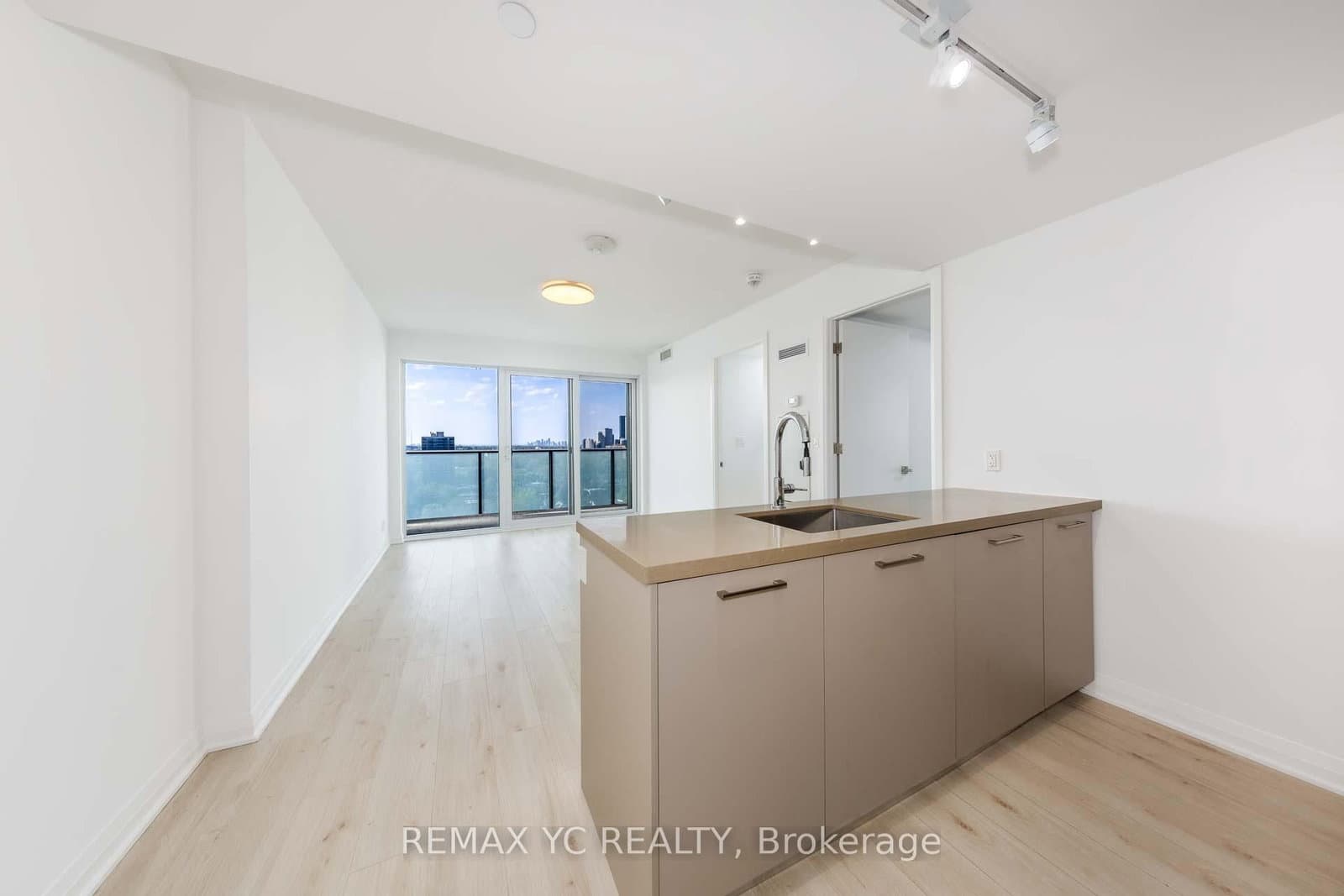 99 Foxbar Road, Unit 1908 thumbnail 9