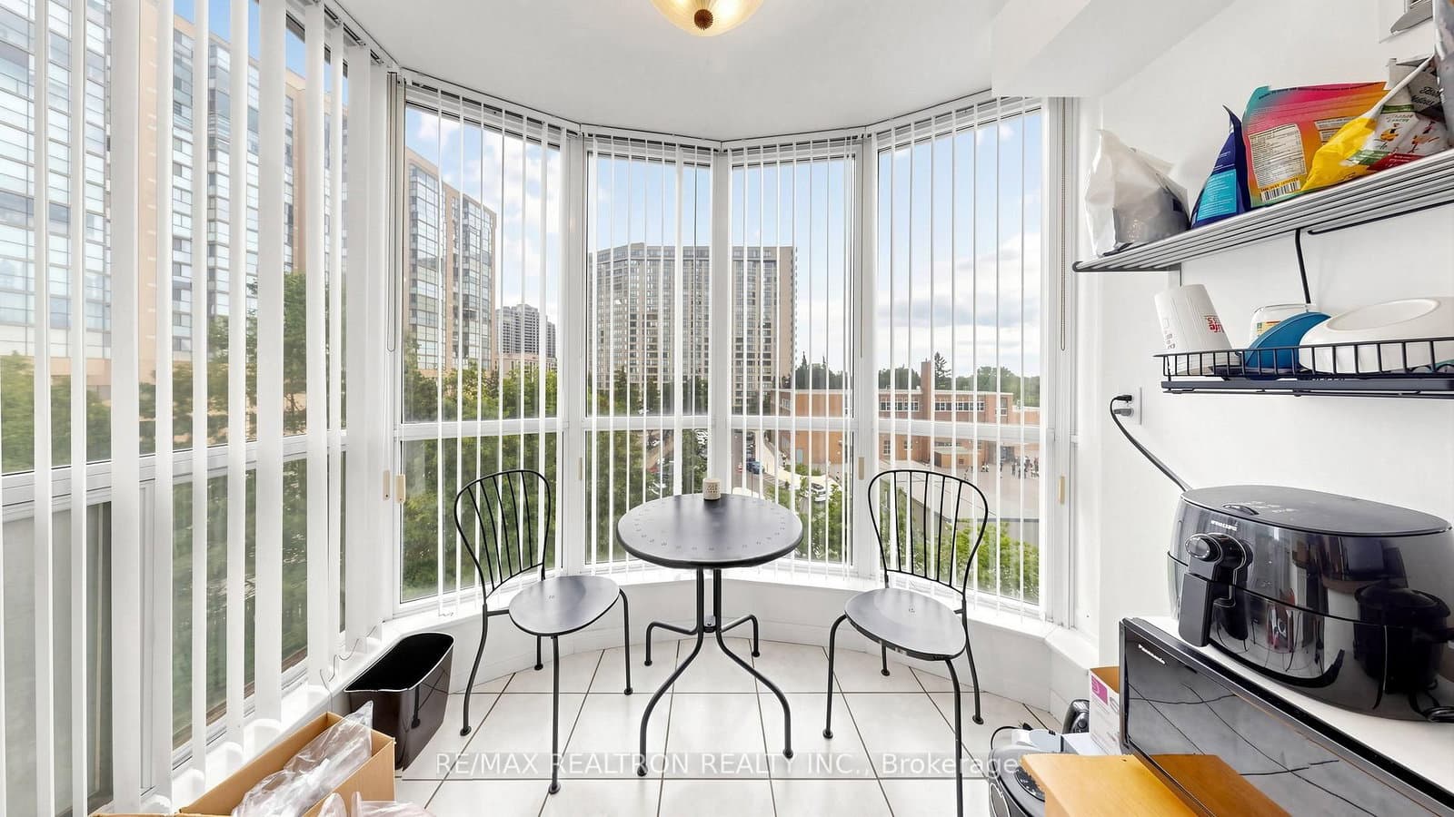 23 Lorraine Drive, Unit 502 thumbnail 27