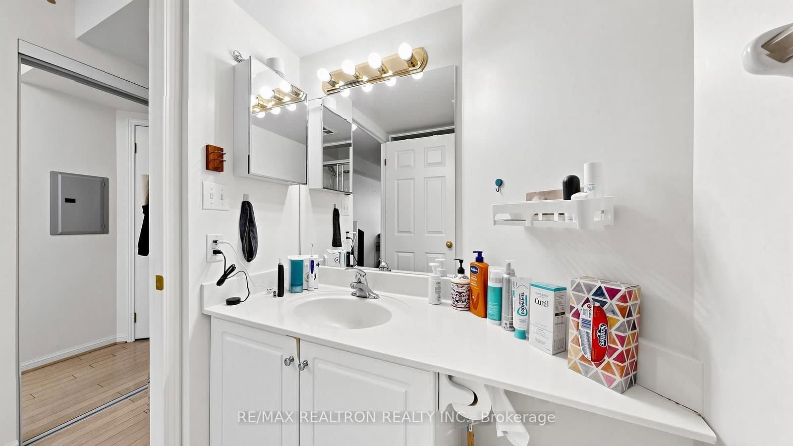 23 Lorraine Drive, Unit 502 thumbnail 35