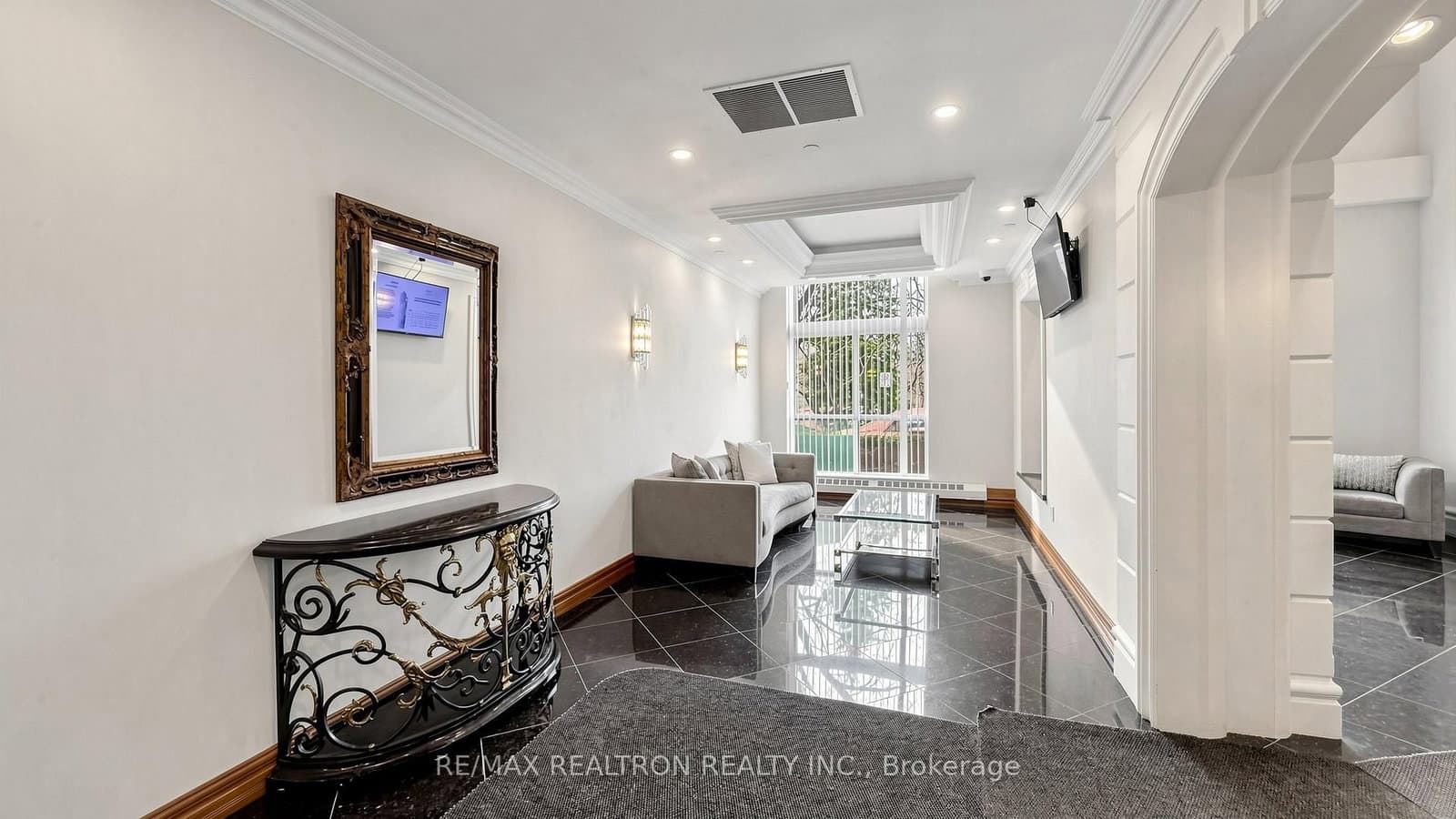 23 Lorraine Drive, Unit 502 thumbnail 43
