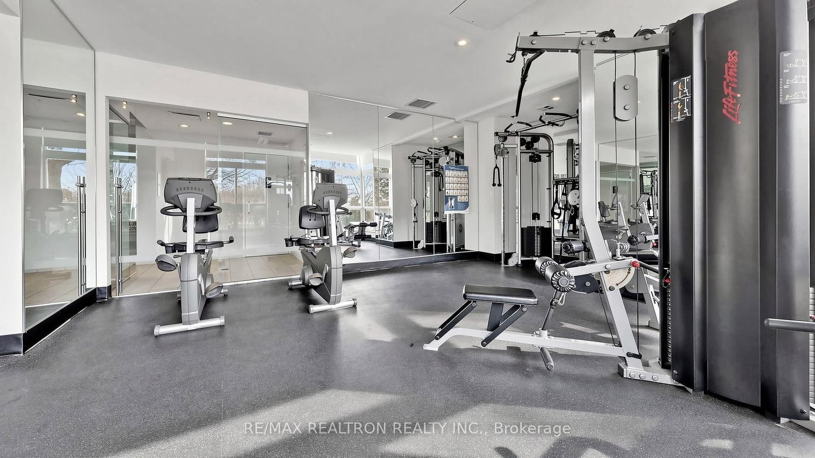 23 Lorraine Drive, Unit 502 thumbnail 46