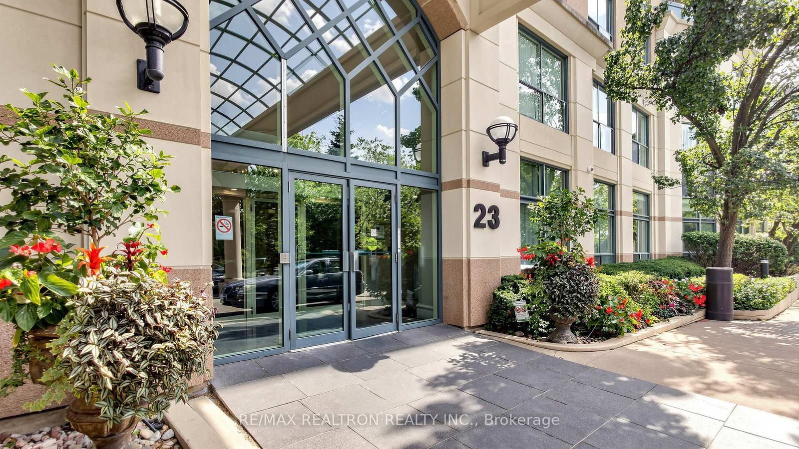 23 Lorraine Drive, Unit 502 thumbnail 7