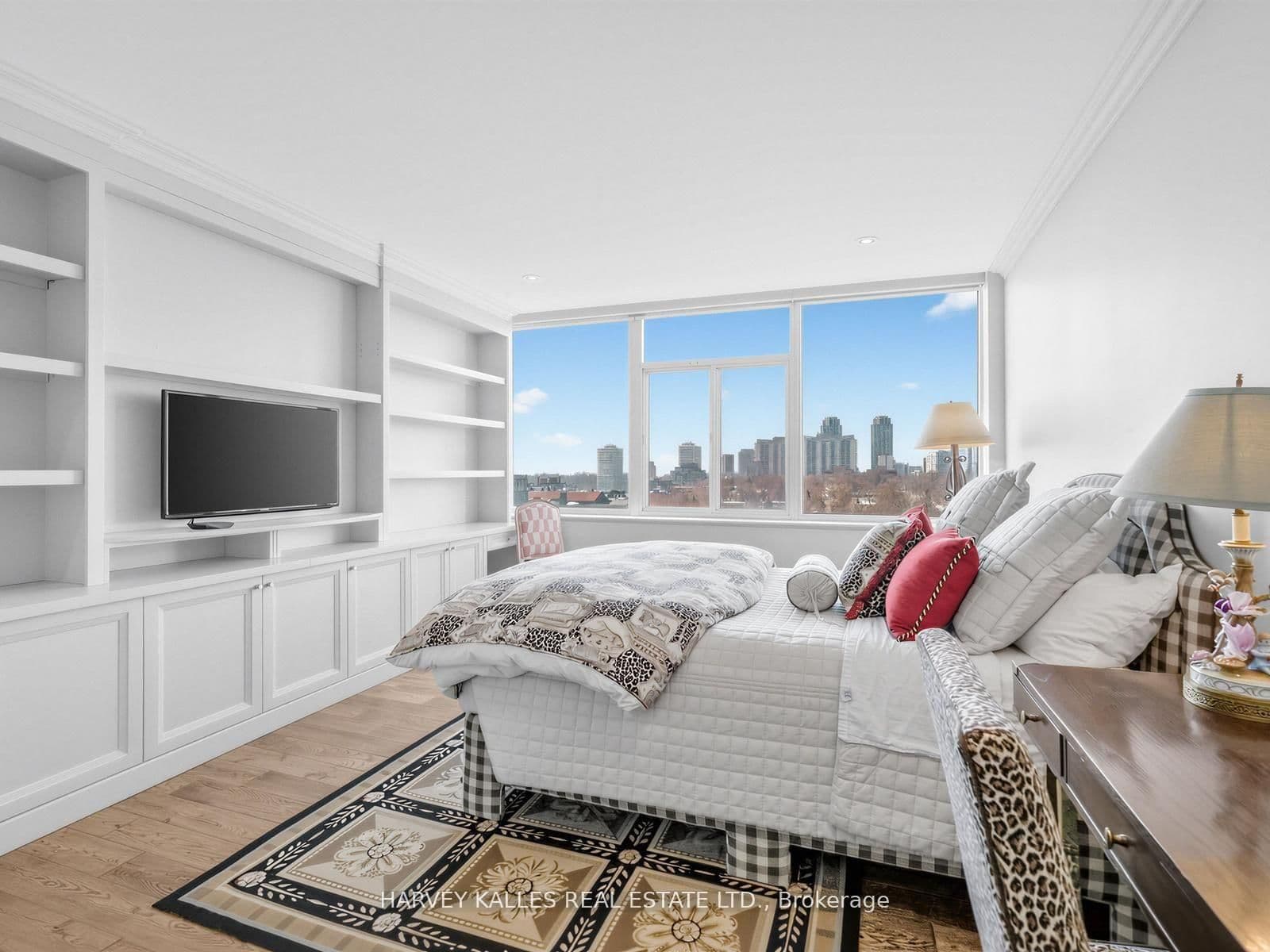 500 Avenue Road, Unit 1201 thumbnail 29