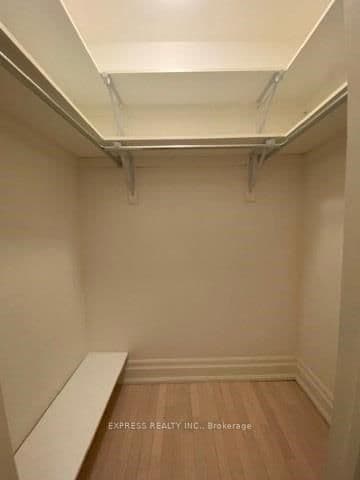51 York Mills Road, Unit 302 thumbnail 17