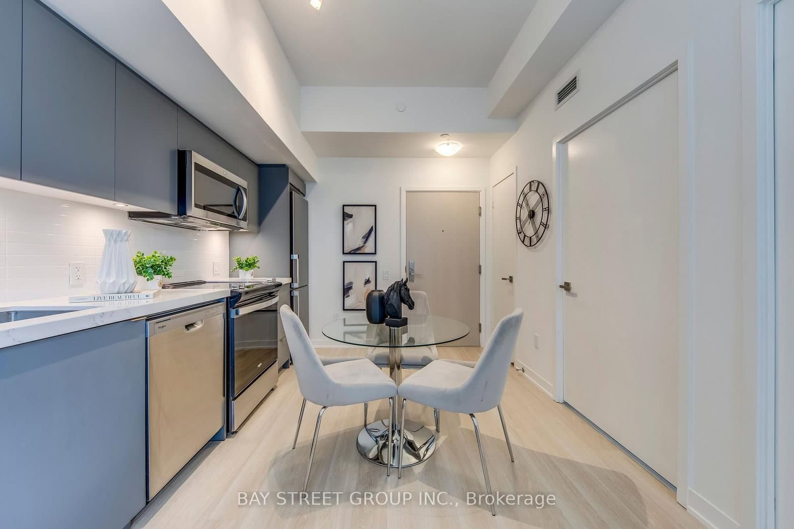 500 Wilson Avenue, Unit 533 thumbnail 5