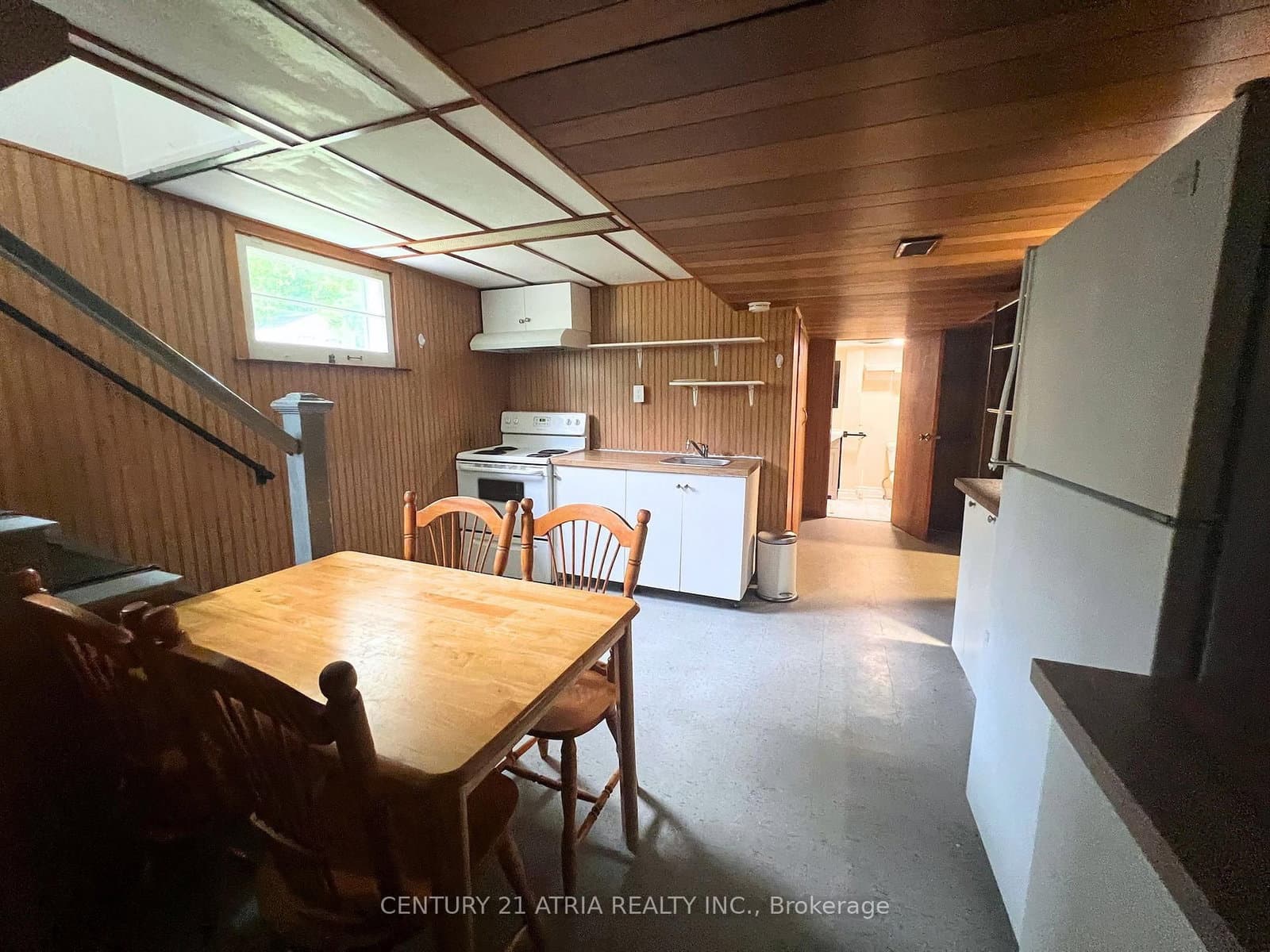 209 Hendon Avenue, Unit Bsmt thumbnail 3