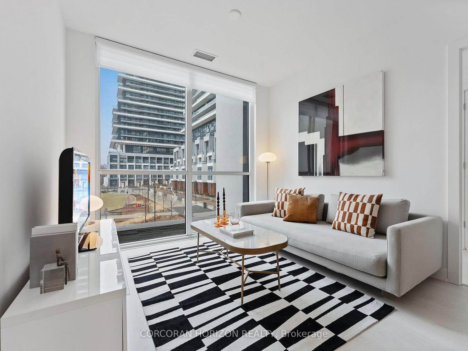 30 Inn On The Park Drive, Unit 221 thumbnail 10