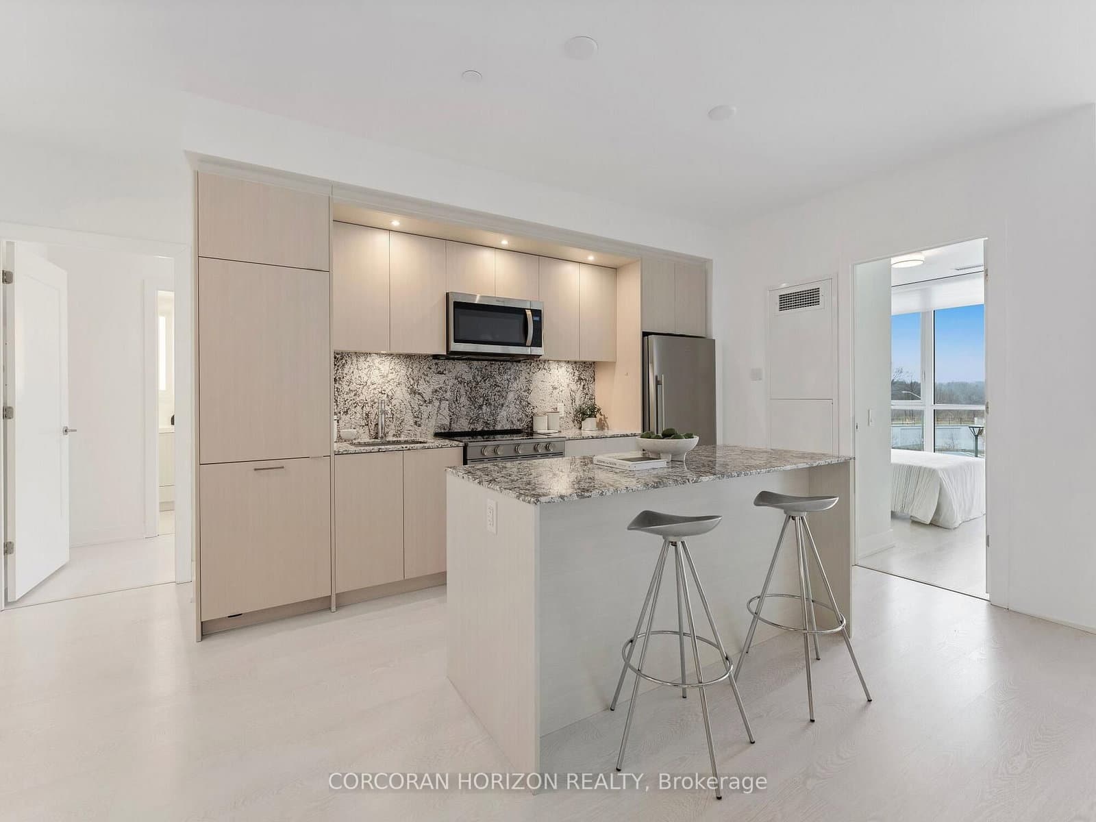 30 Inn On The Park Drive, Unit 221 thumbnail 19