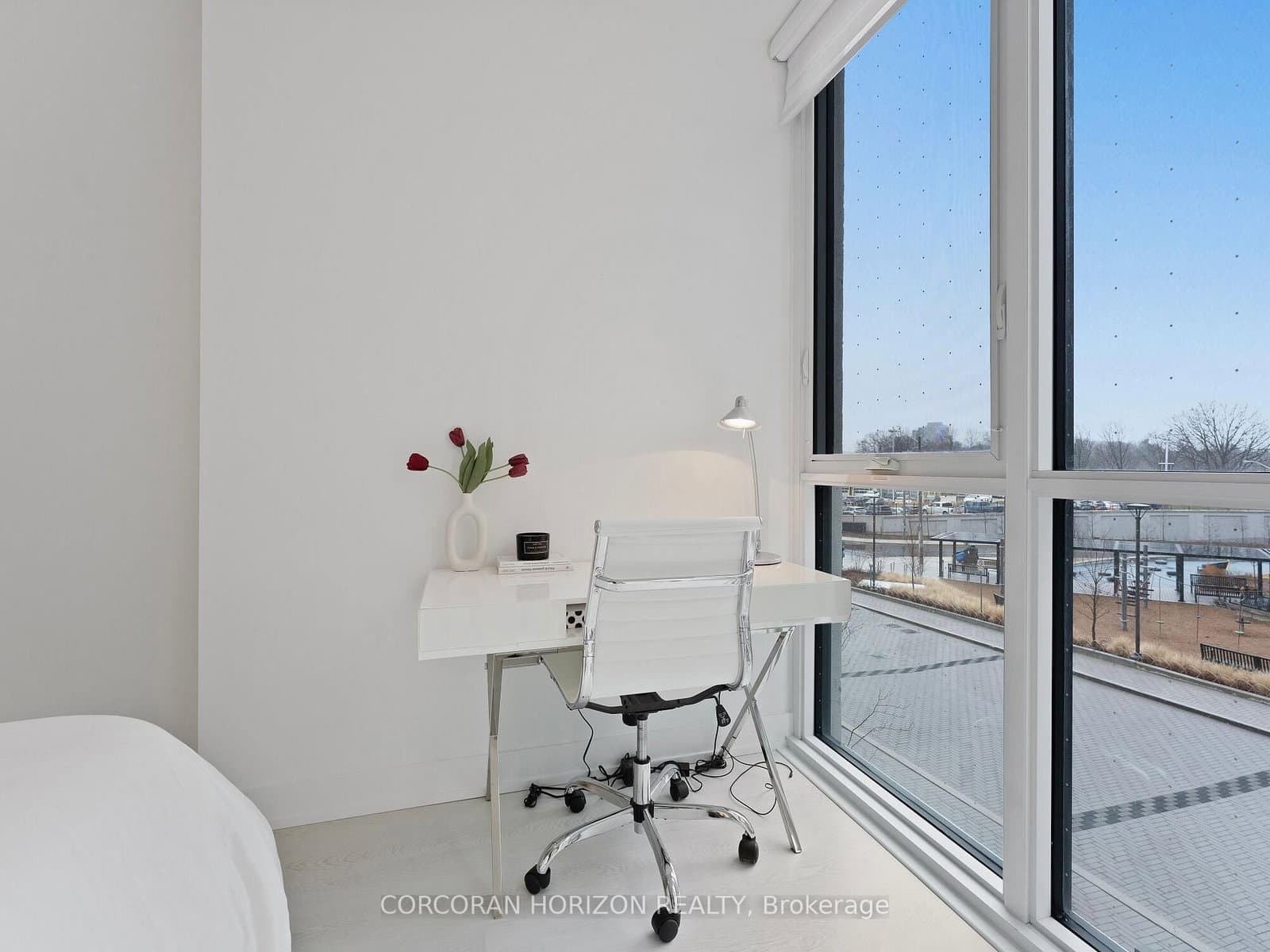 30 Inn On The Park Drive, Unit 221 thumbnail 37