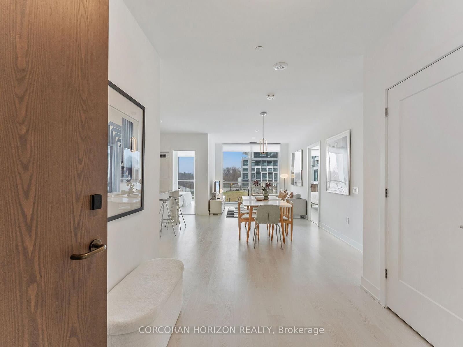 30 Inn On The Park Drive, Unit 221 thumbnail 6