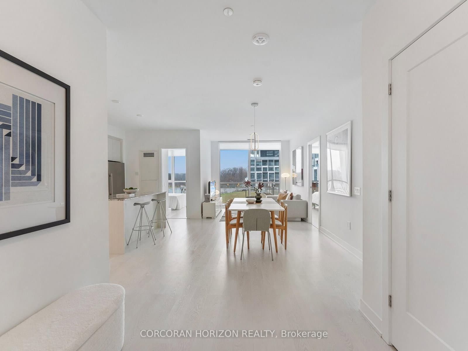 30 Inn On The Park Drive, Unit 221 thumbnail 7