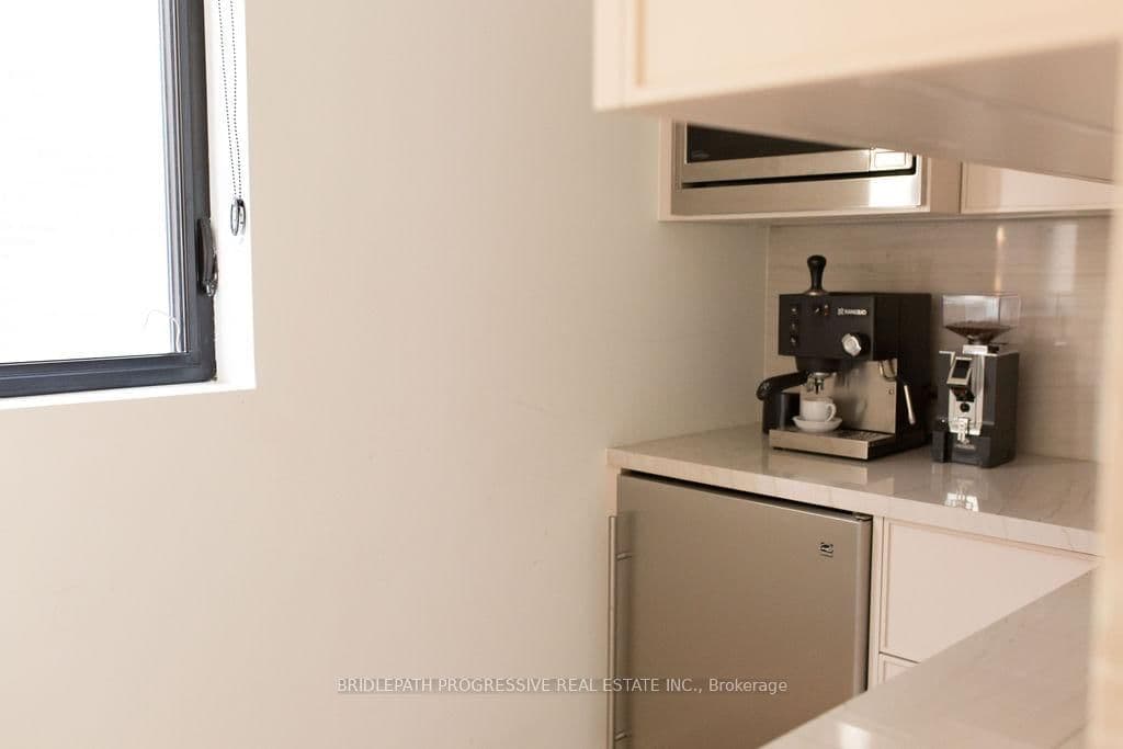 127 Glenvale Boulevard thumbnail 23