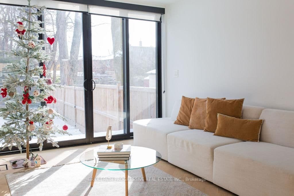 127 Glenvale Boulevard thumbnail 6