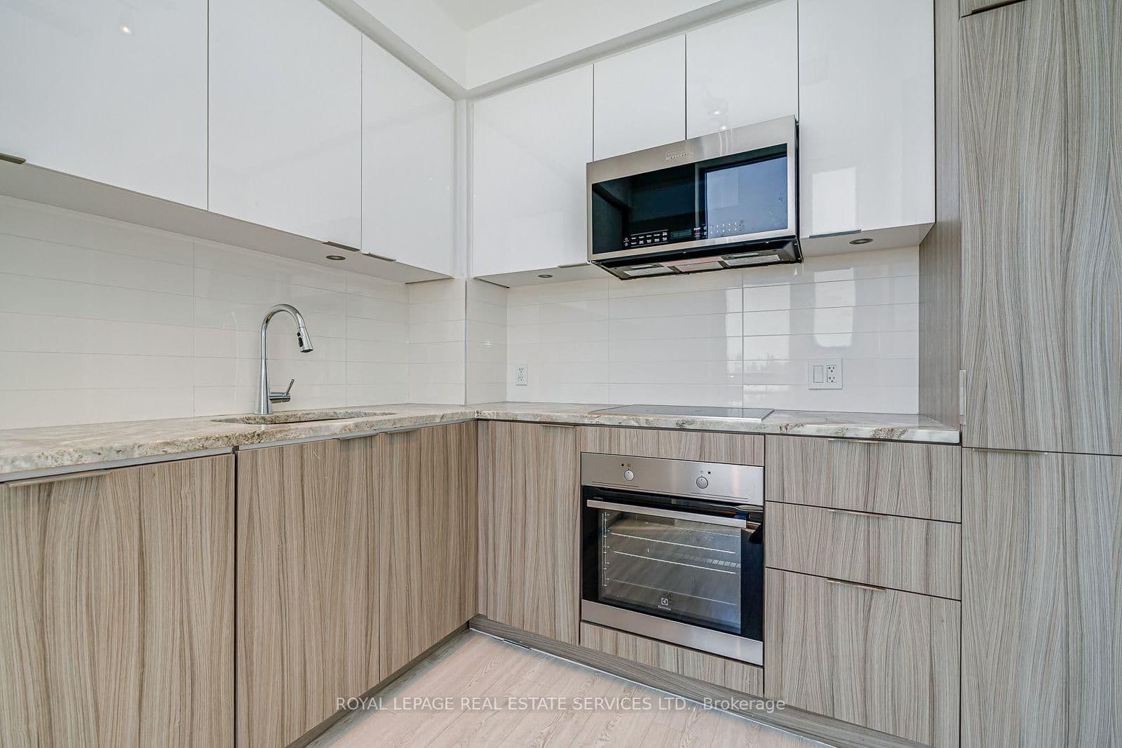 223 St Clair Avenue W, Unit 1110 thumbnail 10