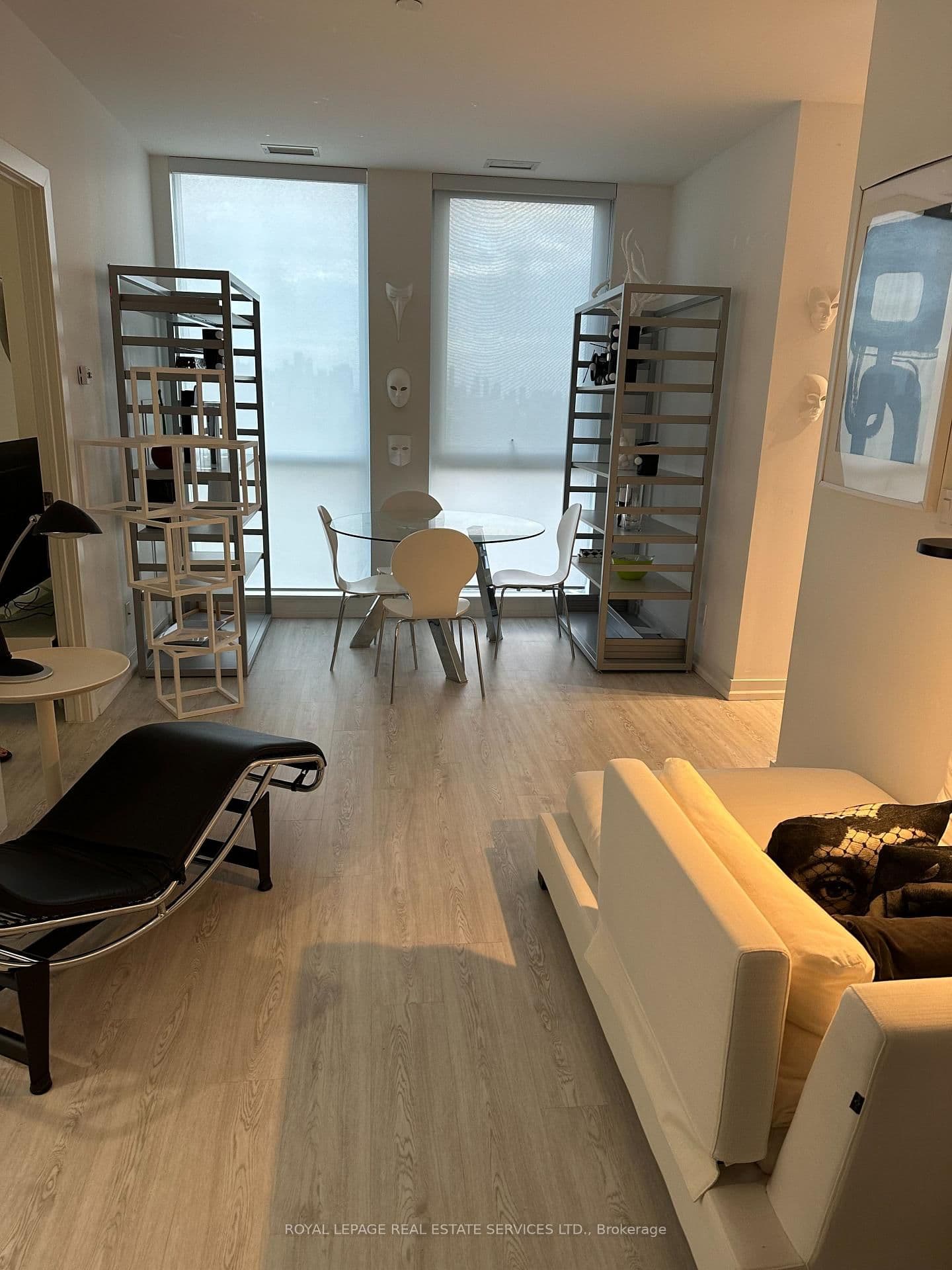 223 St Clair Avenue W, Unit 1110 thumbnail 2