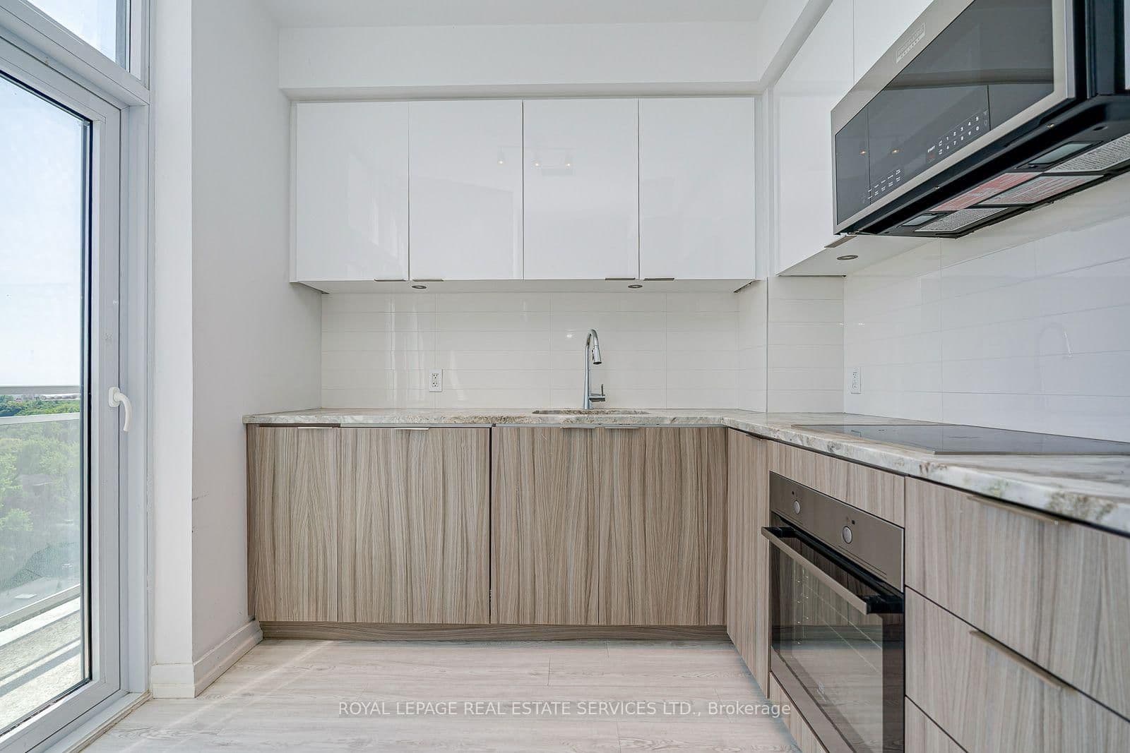 223 St Clair Avenue W, Unit 1110 thumbnail 9