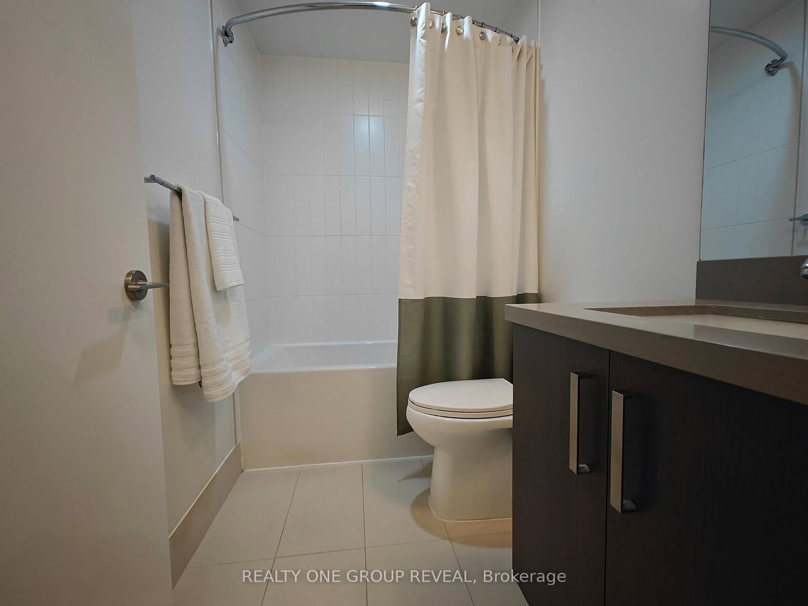 455 Front Street E, Unit 213S thumbnail 5