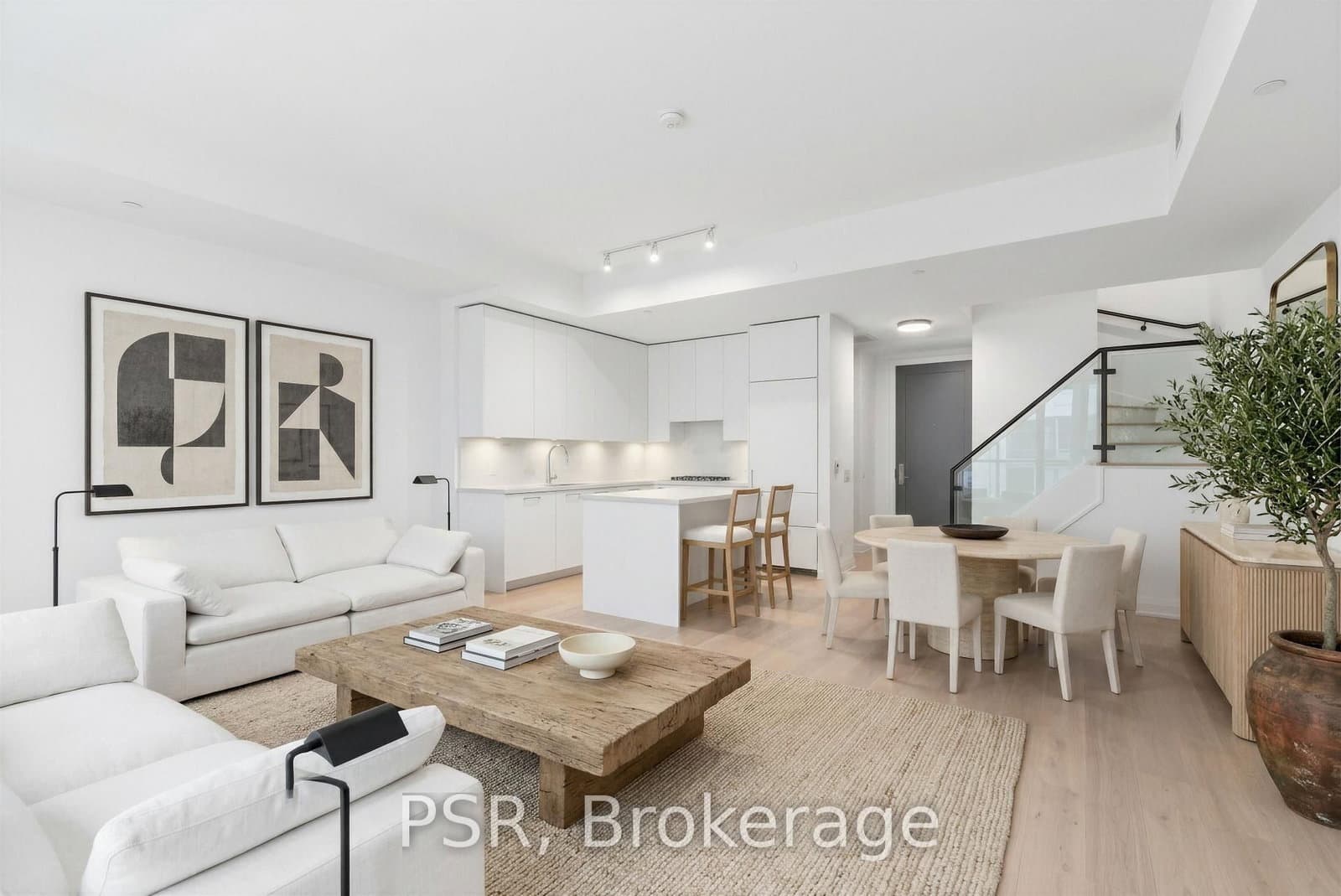 33 Frederick Todd Way, Unit TH12 thumbnail 3