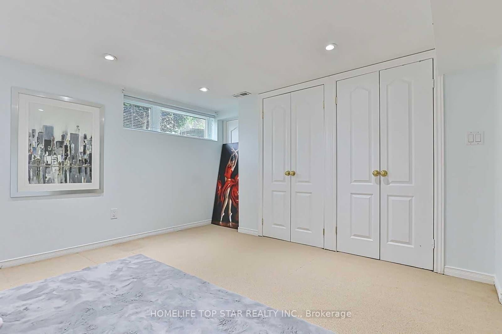 209 W Connaught Avenue, Unit Basement thumbnail 4
