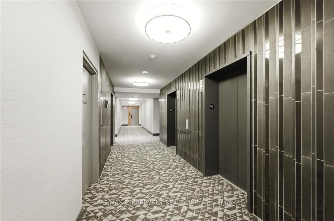 10 York Street, Unit 3807 thumbnail 19
