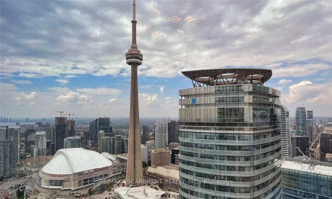 10 York Street, Unit 3807 thumbnail 38
