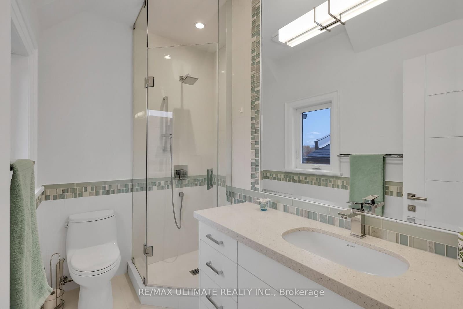 743 Glencairn Avenue thumbnail 26