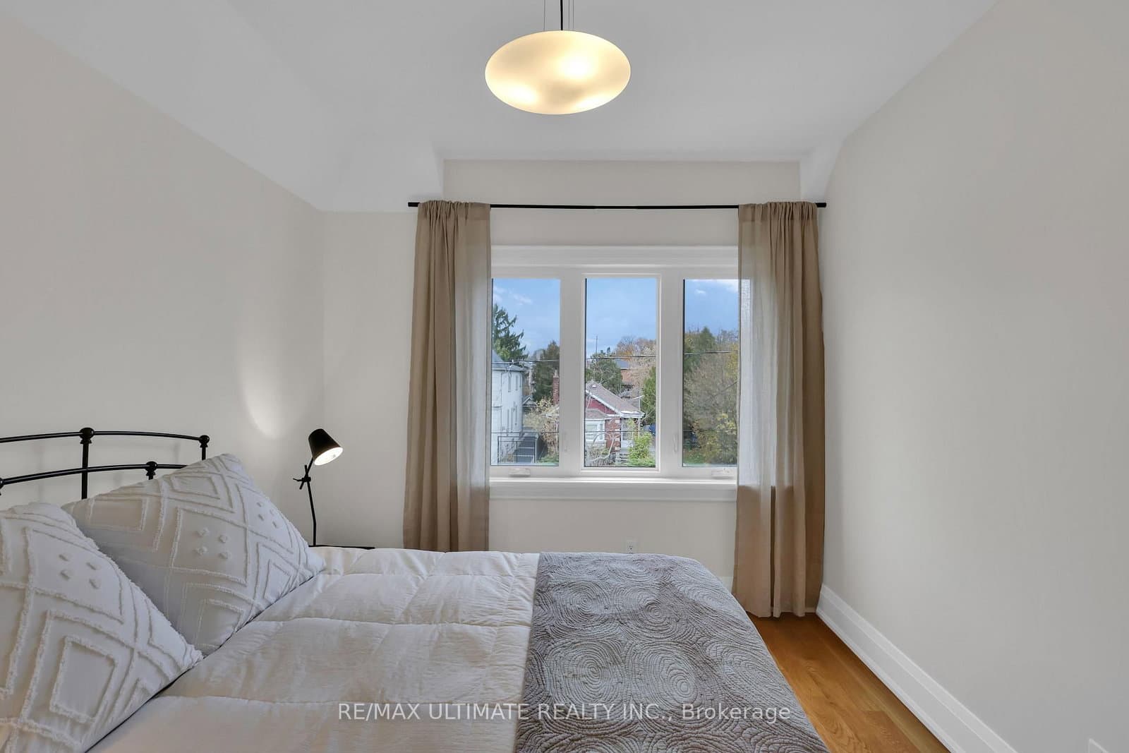 743 Glencairn Avenue thumbnail 27