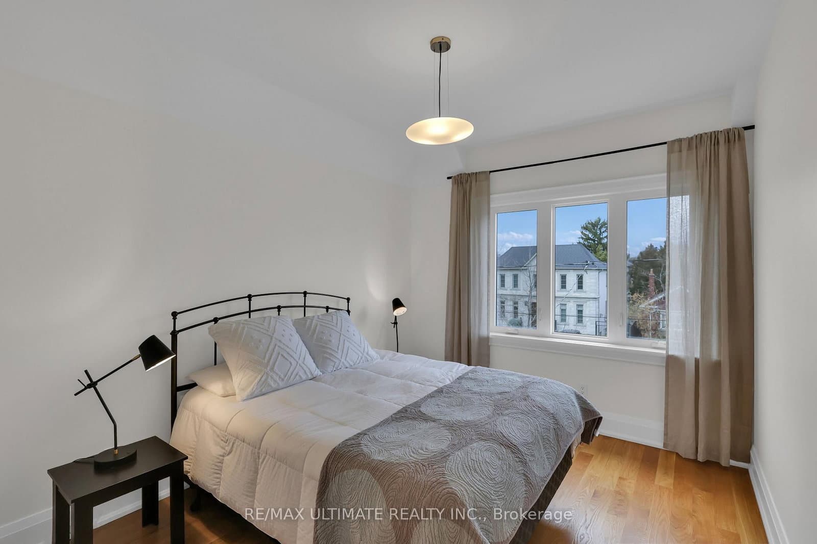 743 Glencairn Avenue thumbnail 28