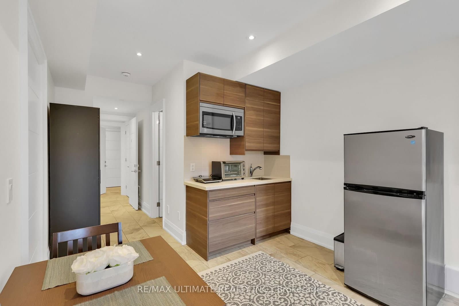 743 Glencairn Avenue thumbnail 36
