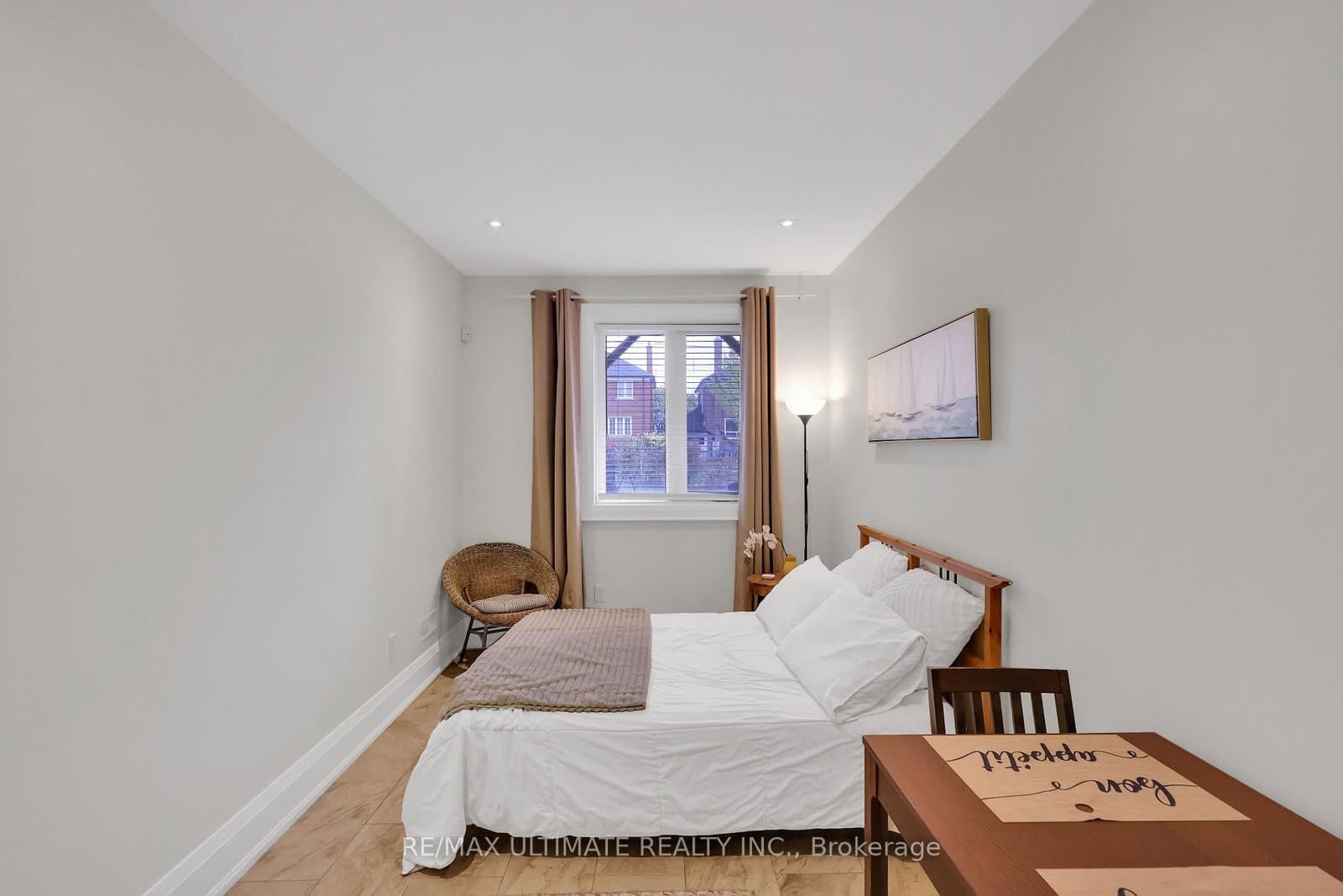 743 Glencairn Avenue thumbnail 38