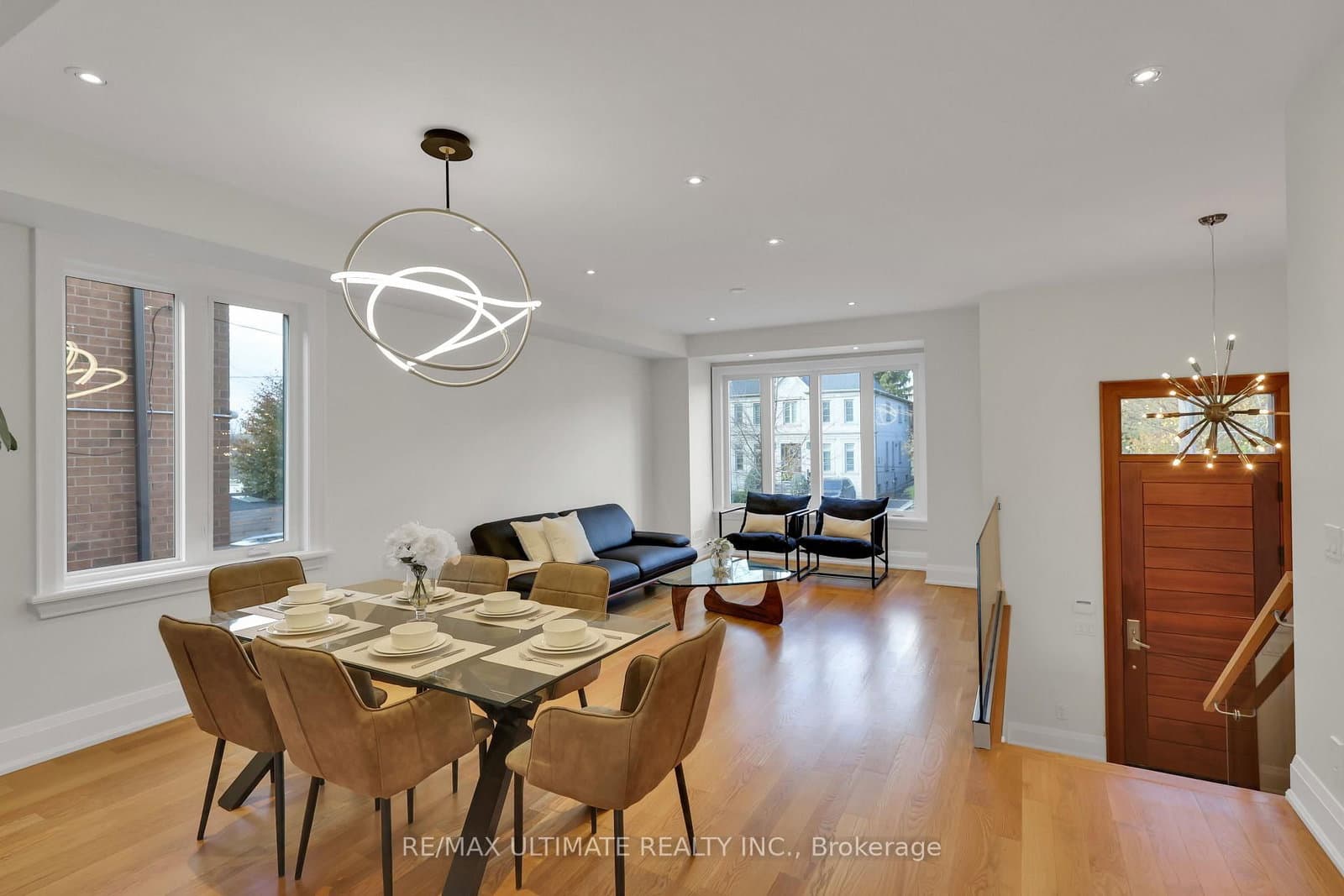 743 Glencairn Avenue thumbnail 4