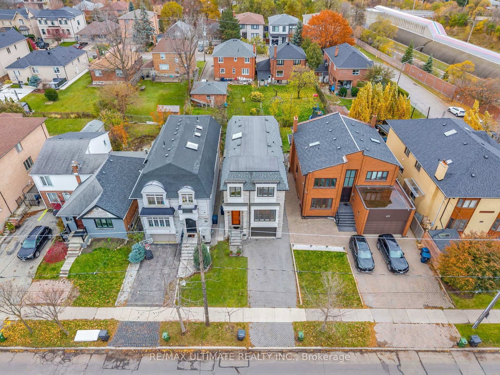 743 Glencairn Avenue thumbnail 49