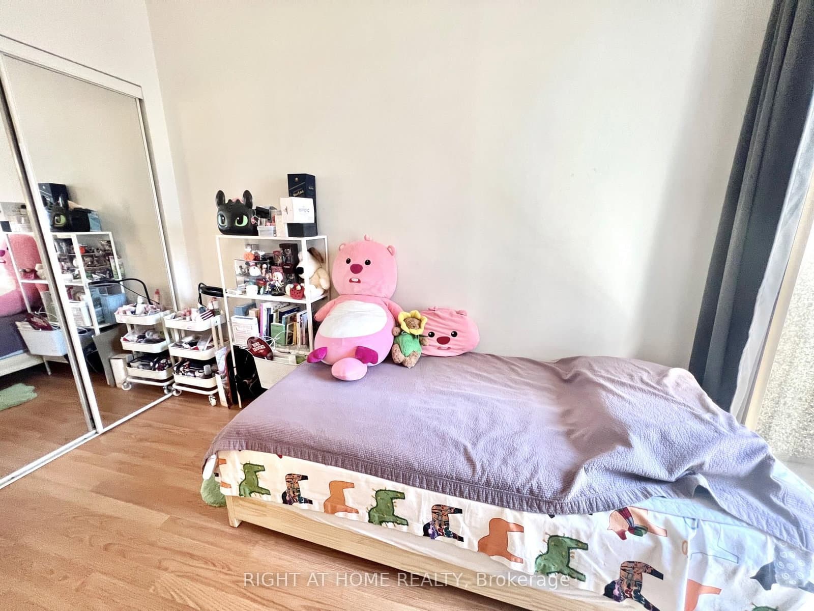 55 Bloor Street E, Unit 1702 thumbnail 14